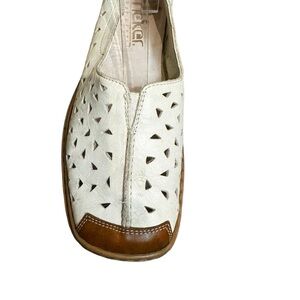 RIEKER Just Comfort Slip-On Shoes SZ 39 Off White Leather Square Toe Sandals EUC